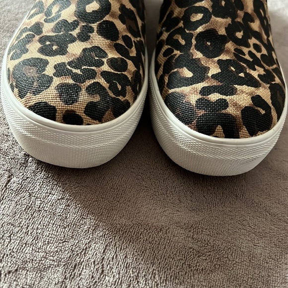 Steve Madden Leopard Print Loafer Slip On Size 10 - Picture 3 of 5